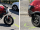 La moto dopo l'incidente e il segno della collisione con l'auto (foto da ilSaronno.it)