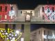 Stelle, abeti e fiocchi di neve. Luci (di Natale) accese su piazza Vittorio Emanuele