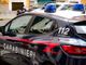 Venegono, straniero si scaglia come una furia contro i carabinieri e ne ferisce tre: per immobilizzarlo serve il taser