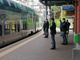 In stazione con un coltello a serramanico e mille euro in tasca, 15enne denunciato