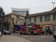 Comignolo pericolante in via XXV Aprile, vigili del fuoco in azione
