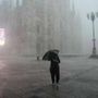 Maltempo al Nord con nubifragi e grandine, allerta meteo e fiumi sorvegliati