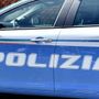 Prima l'aggressione con spray al peperoncino, poi la coltellata alla schiena: 21enne ricoverato a Genova
