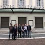 Le minoranze hanno presentato la mozione davanti al Teatro Condominio Vittorio Gassman