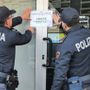 Spari in un bar, un ferito: arrestato un 44enne. Locale chiuso per 30 giorni