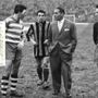 Una delle fotografie della mostra: qui ricorda il Bustocco.it era Inter-Pro Patria ed ecco Memo Toros a sinistra, Lorenzi al centro, Meazza allenatore biancoblu, a destra Uboldi