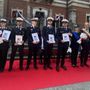 VIDEO. Premiati gli agenti che salvarono la ragazzina dal suo violentatore a Busto. Il sindaco: «Mi ha emozionato la loro umanità»