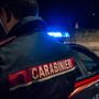 Spari nella notte nei boschi di Sesto Calende, feriti due giovani