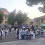 La cena in piazza San Michele nel quartiere omonimo