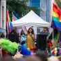 Vladimir Luxuria guida la marea colorata al Varese Pride 2025 (foto Galbiati)