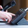 Rivoluzione contro il telemarketing aggressivo: da domani stop alle chiamate con numeri finti