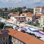 Il nuovo mercato visto dall'alto (foto Pelucchi)