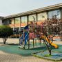 Scuola dell’Infanzia Crespi da parrocchiale a statale. I genitori: «Scelta subita, che ne sarà delle maestre e del nostro progetto educativo?»