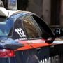 Armata di coltello tenta di togliersi la vita in strada: ragazza di 16 anni salvata dai carabinieri a Olgiate Olona