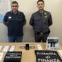 Finti turisti fermati in dogana: in auto nascondevano sette lingotti d’oro e un anello con dodici diamanti Finti turisti fermati in dogana: in auto nascondevano sette lingotti d’oro e un anello con dodici diamanti