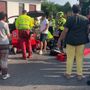 I soccorsi in azione dopo l'incidente (foto dal gruppo Facebook Daveri"