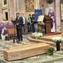 La richiesta di perdono nel testamento spirituale di monsignor Livetti, i parrocchiani: «Pensa a noi, sii vicino a tutti»