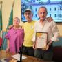 Un volo nel cielo dell'Aprica e la meraviglia della prima piscina: Busto Arsizio riabbraccia i bambini ucraini