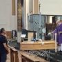 VIDEO - «Mio nonno un leone, la sua savana era il jazz»: lacrime, sorrisi e musica al funerale di Gianni Cazzola
