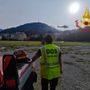 Continua a bruciare ma è sotto controllo l'incendio di Como. Ancora odore di fumo in alcune zone del Bustese Continua a bruciare ma è sotto controllo l'incendio di Como. Ancora odore di fumo in alcune zone del Bustese