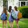 Tuo figlio parte per la sua prima gita scolastica da solo: cosa sistemare la sera prima? Tuo figlio parte per la sua prima gita scolastica da solo: cosa sistemare la sera prima?