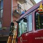 L'intervento dei vigili del fuoco ad Arcisate per un incendio in un appartamento