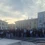 Studenti delle superiori in manifestazione a Busto, corteo in centro