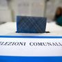 Elezioni, urne aperte fino alle 15. A Gorla Maggiore riparte la corsa contro il quorum Elezioni, urne aperte fino alle 15. A Gorla Maggiore riparte la corsa contro il quorum