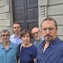 I rappresentanti in Consiglio comunale del centrosinistra hanno registrato i loro interventi a tema piscina davanti alla sede municipale di palazzo Borghi