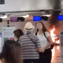 Le concitate fasi dopo l'incendio al check-in