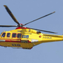 Ragazzo di 18 anni investito da un furgone: in volo l'elisoccorso