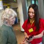 Altro che boomer, anziani sempre più digitali in provincia di Varese: in crescita gli over 80 che utilizzano la App di Poste Italiane Altro che boomer, anziani sempre più digitali in provincia di Varese: in crescita gli over 80 che utilizzano la App di Poste Italiane
