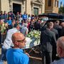 Un'immagine del funerale di Alessio Colletti (foto tratta da IlSaronno.it)