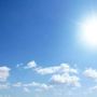 Sole e caldo, ma senza gli eccessi di una settimana fa