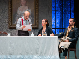 Alcuni momenti dello spettacolo (foto Gilda Valenza)