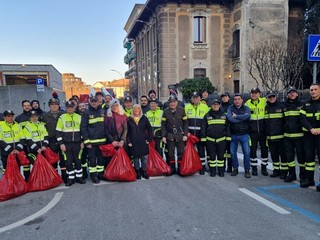 La visita delle Befana nei reparti di Varese, Cittiglio, Tradate e Busto Arsizio La visita delle Befana nei reparti di Varese, Cittiglio, Tradate e Busto Arsizio