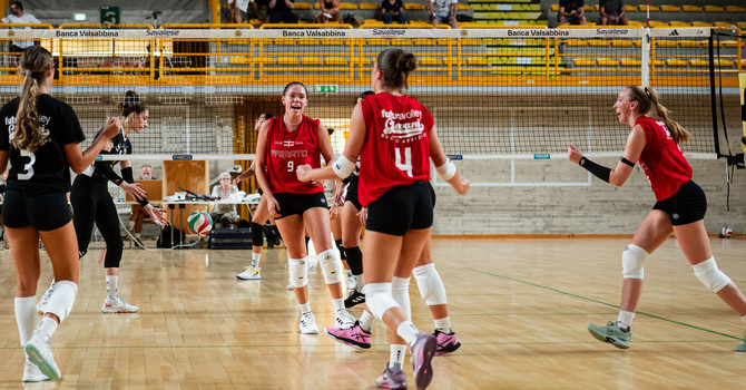 Le foto dell'allenamento congiunto tra Brescia e Busto (credit foto Millenium Brescia/Daniele Bianchin) Le foto dell'allenamento congiunto tra Brescia e Busto (credit foto Millenium Brescia/Daniele Bianchin)