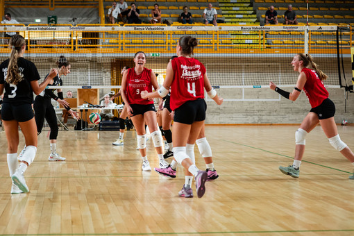 Le foto dell'allenamento congiunto tra Brescia e Busto (credit foto Millenium Brescia/Daniele Bianchin) Le foto dell'allenamento congiunto tra Brescia e Busto (credit foto Millenium Brescia/Daniele Bianchin)