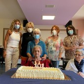 Gallarate, auguri alla supercentenaria Santina. Il segreto dei 101 anni? «Lavorare tanto e aiutare gli altri»