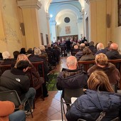 Busto, grande successo per il Coro Gallazzi: il concerto di Natale alla Cascina dei Poveri conquista il pubblico