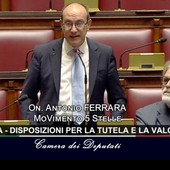 Ferrara (M5S): «Centri storici, la Lega vuole salvare le botteghe, ma senza mettere un euro» Ferrara (M5S): «Centri storici, la Lega vuole salvare le botteghe, ma senza mettere un euro»