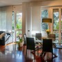 Svalutazione degli immobili datati: ecco gli interventi d'arredo strutturale che restituiscono valore alla casa Svalutazione degli immobili datati: ecco gli interventi d'arredo strutturale che restituiscono valore alla casa