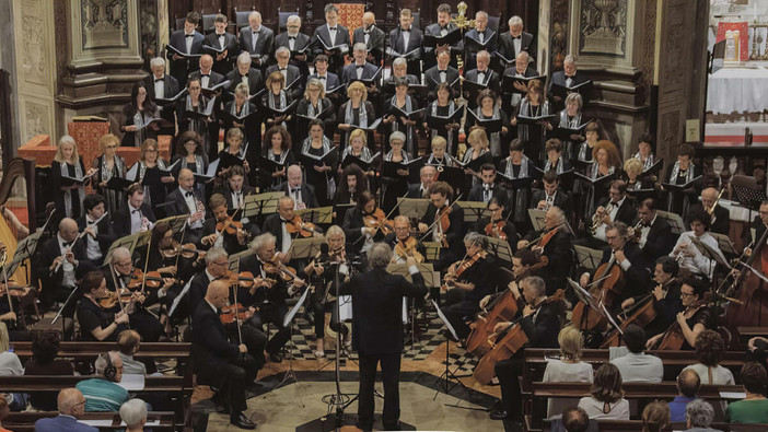 Concerto “come pietre vive” con la Trinitatis Messe di Mozart nella Chiesa di San Lorenzo a Gorla Minore il 29 maggio Concerto “come pietre vive” con la Trinitatis Messe di Mozart nella Chiesa di San Lorenzo a Gorla Minore il 29 maggio
