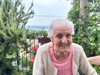 Nonna Ernesta Bianchi compie 104 anni