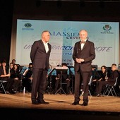 Franco Castiglioni e Marco Colombo sul palco del Teatro Manzoni Franco Castiglioni e Marco Colombo sul palco del Teatro Manzoni