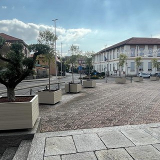 FOTO. Nuovo arredo urbano per il centro storico di Borsano
