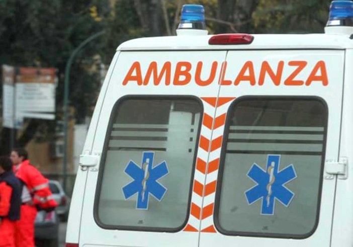 Malore in bici, muore dopo la caduta a Lonate Pozzolo