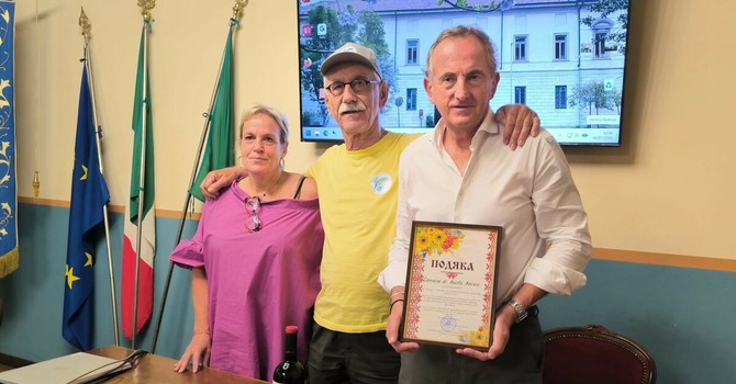 Un volo nel cielo dell'Aprica e la meraviglia della prima piscina: Busto Arsizio riabbraccia i bambini ucraini Un volo nel cielo dell'Aprica e la meraviglia della prima piscina: Busto Arsizio riabbraccia i bambini ucraini