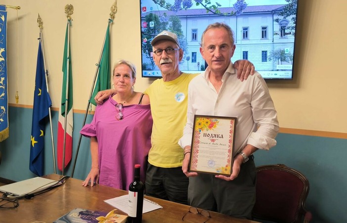 Un volo nel cielo dell'Aprica e la meraviglia della prima piscina: Busto Arsizio riabbraccia i bambini ucraini Un volo nel cielo dell'Aprica e la meraviglia della prima piscina: Busto Arsizio riabbraccia i bambini ucraini
