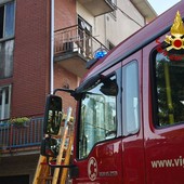 L'intervento dei vigili del fuoco ad Arcisate per un incendio in un appartamento L'intervento dei vigili del fuoco ad Arcisate per un incendio in un appartamento